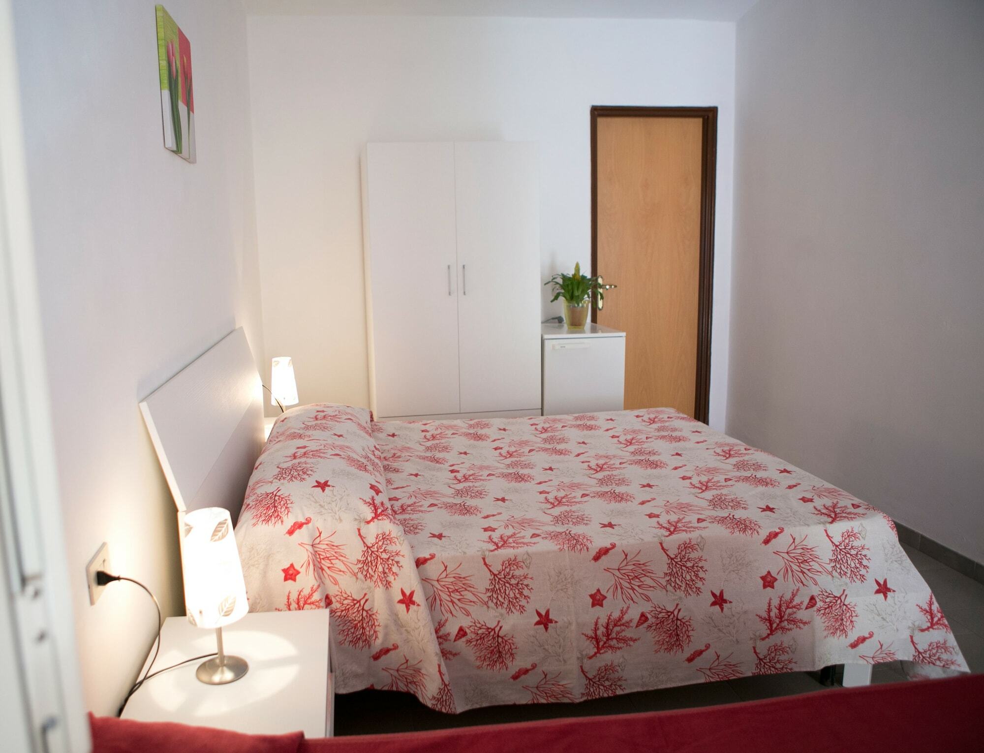Villaggio Borgo Marino แซมโบรเน ภายนอก รูปภาพ